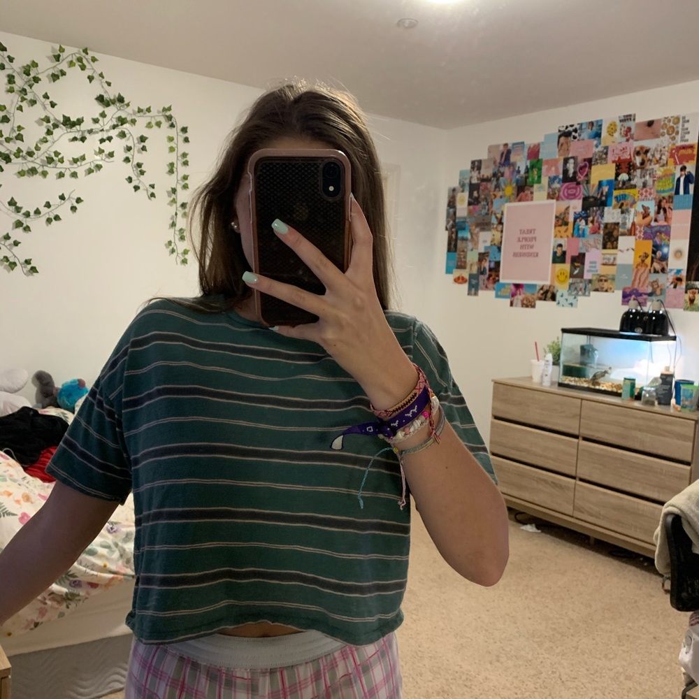 American Eagle top